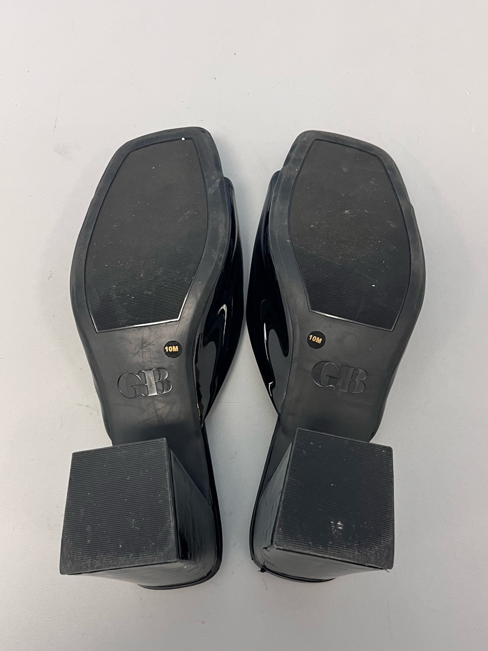 Gianni Bini Black Patent Slide Mules with White Daisy Accent - Picture 3 of 4